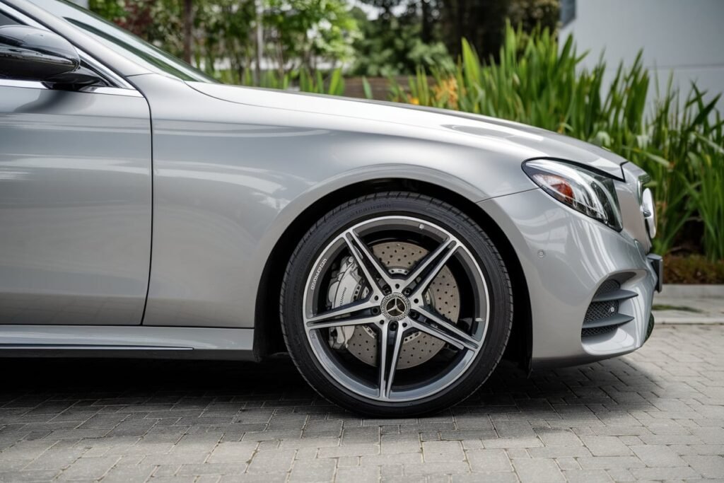 Mercedes E350 bearing noise repair Dubai