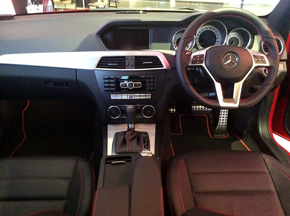 Right-hand-drive C250 C204 coupe dashboard and instrument cluster